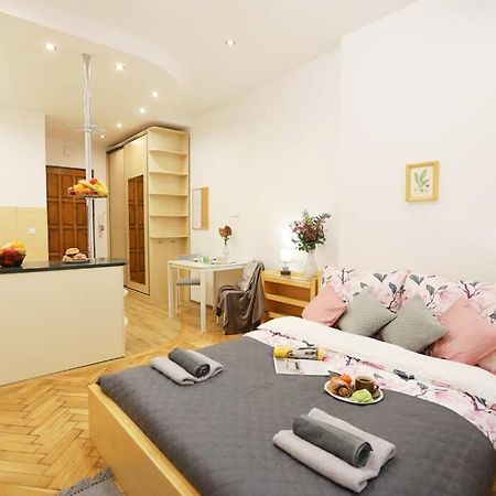 Batorego Cosy Apartment 2 Краков Экстерьер фото
