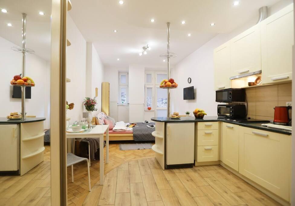 Batorego Cosy Apartment 2 Краков Экстерьер фото
